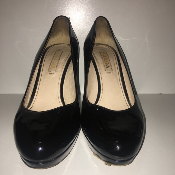  PRADA Black Patent Heels Size 39.5 - Picture 1 of 5